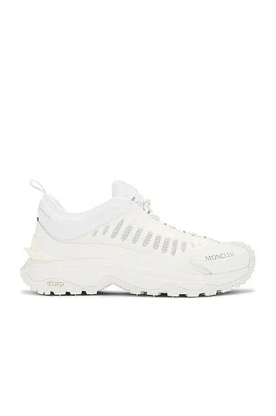 MONCLER TRAILGRIP LITE LOW TOP SNEAKER