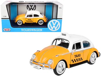 MOTORMAX 1966 VOLKSWAGEN BEETLE "TAXI" YELLOW WITH WHITE TOP 1/24 DIECAST MODEL CAR BY MOTORMAX