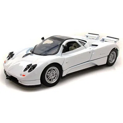 MOTORMAX PAGANI ZONDA C12 MODEL CAR, WHITE