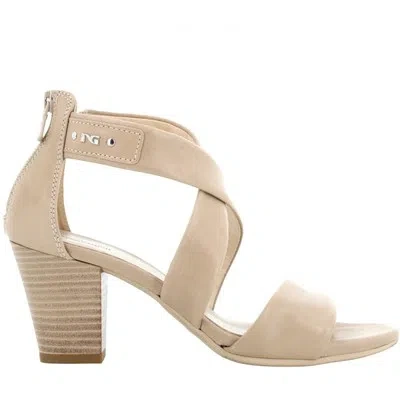 NEROGIARDINI NERO GIARDINI P22G DAMENSANDALEN MIT ABSATZ E218610D / 410