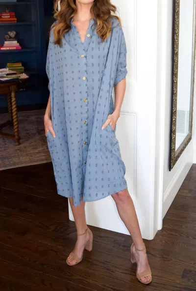 NEVER A WALLFLOWER ELASTIC SLEEVE DRESS IN BLUE CROSS HATCH