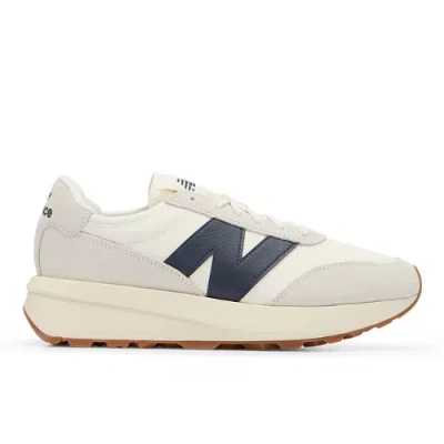 NEW BALANCE UNISEX 370 IN WHITE/BLUE SUEDE/MESH, SIZE 7.5