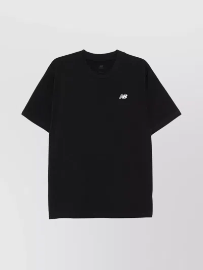 NEW BALANCE CREW NECK UNISEX SHORT SLEEVES STRAIGHT HEM