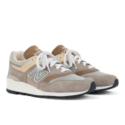 NEW BALANCE UNISEX MADE IN USA 997 IN BEIGE/GRAU, WILDLEDER/MESH, GRÖSSE 45.5