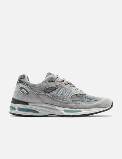 NEW BALANCE MADE IN UK 991V2