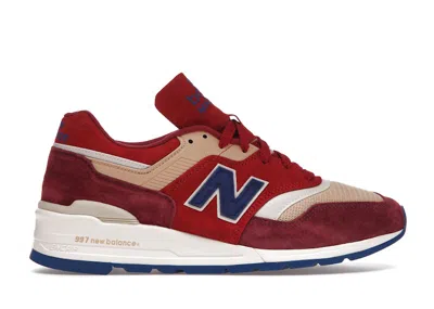 NEW BALANCE MEN'S NEW BALANCE 997 END PERSIAN RUG (SPECIAL BOX) SNEAKERS IN RUMBA RED