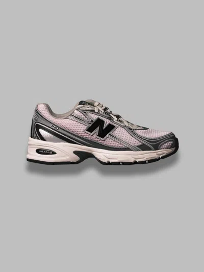 NEW BALANCE U740