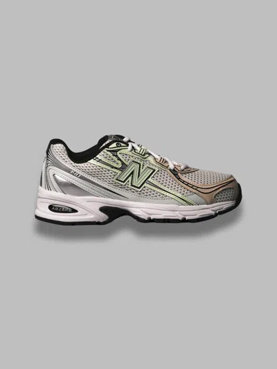 NEW BALANCE U740-YC2