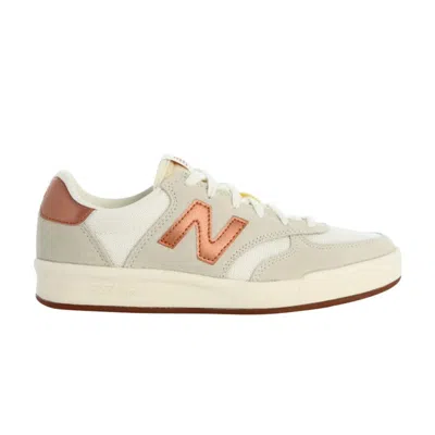 NEW BALANCE WMNS 300