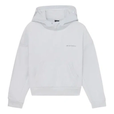 NEW BALANCE (WMNS) New Balance Sports Minimalistic Casual Pullover White Gray