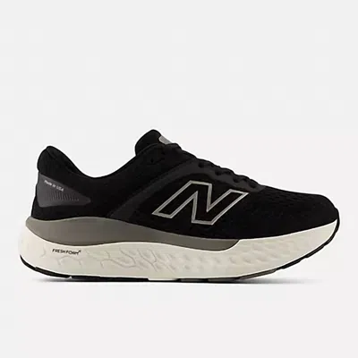 NEW BALANCE WOMEN'S FRESH FOAM X 1540V4 SNEAKERS IN BLACK WHITE