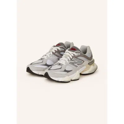 NEW BALANCE 新百伦(New Balance)女款跑步鞋Veloursleder拼接透气缓震运动鞋