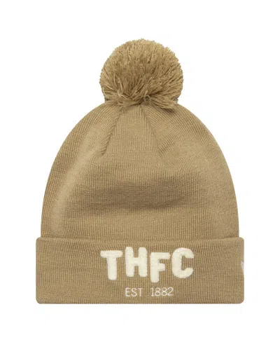 NEW ERA MEN'S TAN TOTTENHAM HOTSPUR BOUCLE CUFFED KNIT HAT WITH POM