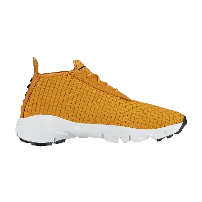 NIKE AIR FOOTSCAPE DESERT CHUKKA QS