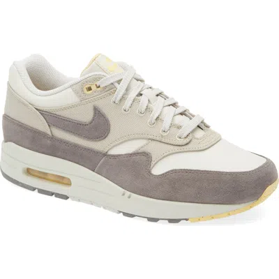 NIKE NIKE AIR MAX 1 PREMIUM SNEAKER