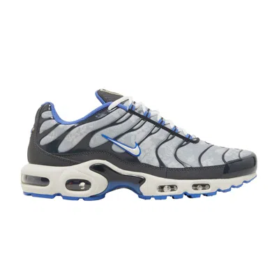 NIKE AIR MAX PLUS SE 'SOCIAL FC'