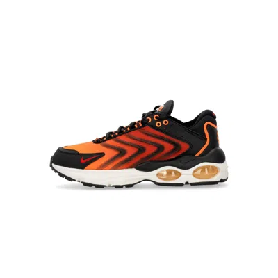 NIKE AIR MAX TW SE MEN'S LOW SHOE BLACK/GYM RED/TOTAL ORANGE/SUMMIT WHITE