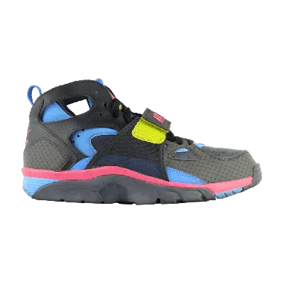 NIKE NIKE AIR TRAINER HUARACHE PREMIUM 'ANTHRACITE FLAMINGO'