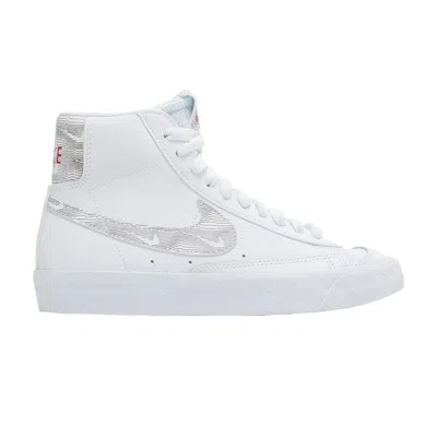 NIKE NIKE BLAZER MID '77 GS 'WHITE LOGO PRINT' | KID'S SIZE 5.5
