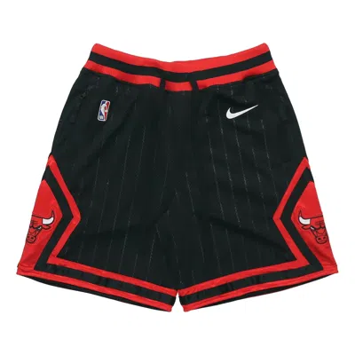 NIKE Nike Bulls Courtside Statement Edition Chicago Bulls Basketball Shorts Black Red Blackred