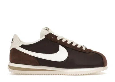 NIKE CORTEZ (WOMEN'S) SNEAKERS IN BAROQUE BROWN/SAIL/KHAKI