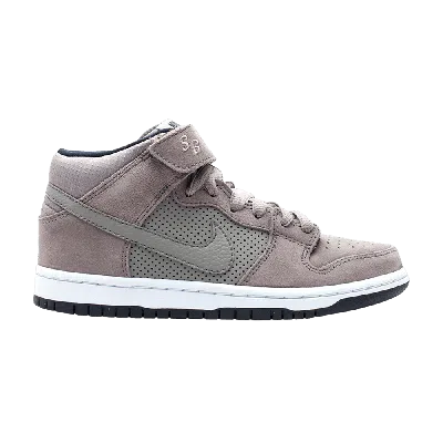 NIKE NIKE DUNK MID PRO SB