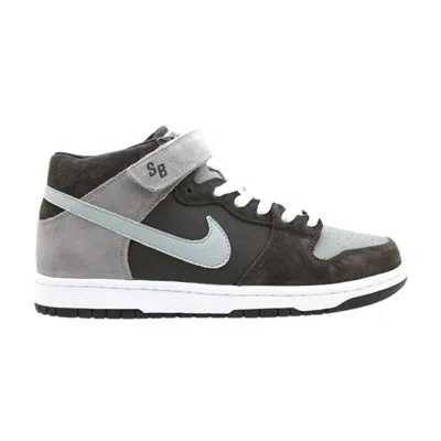 NIKE DUNK MID PRO SB