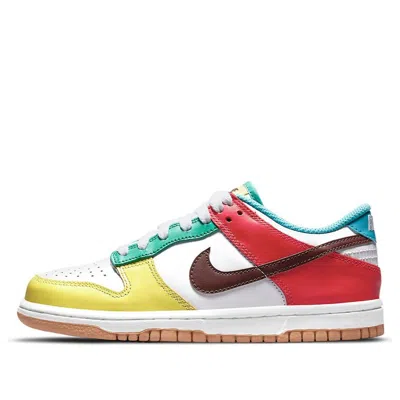 NIKE (GS) Nike Dunk Low SE 'Free.99 - White'