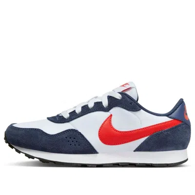 NIKE (GS) Nike MD Valiant 'Midnight Navy White Black Picante Red'
