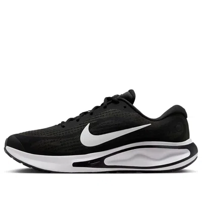 NIKE Nike Journey Run 'Black White'