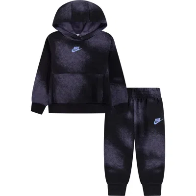 NIKE NIKE KIDS' LOGO FLEECE PULLOVER HOODIE & JOGGERS SET