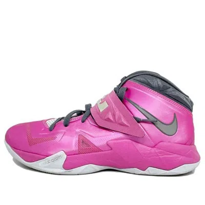 NIKE Nike LeBron Zoom Soldier 7 'Kay Yow'