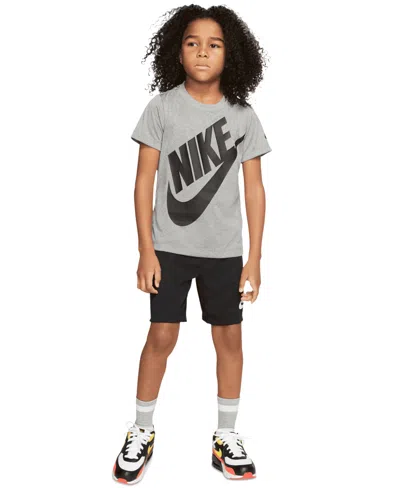 NIKE LITTLE BOYS 2-PIECE FUTURA T-SHIRT & SHORTS SET