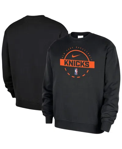 NIKE MEN'S BLACK NEW YORK KNICKS 2025/26 AUTHENTIC PRACTICE CLUB SWEATSHIRT