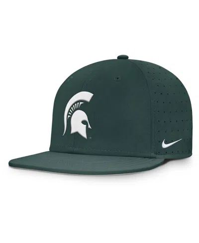 NIKE MEN'S GREEN MICHIGAN STATE SPARTANS ON-FIELD DUGOUT TRUE PERFORMANCE FITTED HAT