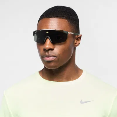 NIKE MEN'S LIMITLESS SHIELD SUNGLASSES