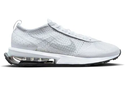 NIKE MEN'S NIKE AIR MAX FLYKNIT RACER NEXT NATURE SNEAKERS IN WHITE/BLACK/PURE PLATINUM