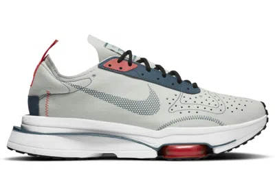 NIKE MEN'S NIKE AIR ZOOM TYPE CRIMSON SNEAKERS IN LIGHT SILVER/ASH GREEN/BRIGHT CRIMSON