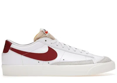 NIKE MEN'S NIKE BLAZER LOW 77 VINTAGE TEAM RED SNEAKERS IN WHITE/SAIL