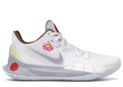NIKE MEN'S NIKE KYRIE 2 LOW SPONGEBOB SANDY CHEEKS SNEAKERS IN WHITE/WOLF GREY