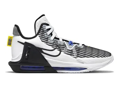 NIKE MEN'S NIKE LEBRON WITNESS 6 SNEAKERS IN WHITE/PERSIAN PURPLE/SHOCK YELLOW