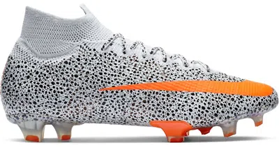 NIKE MEN'S NIKE MERCURIAL SUPERFLY 7 ELITE CR7 FG SAFARI SNEAKERS IN WHITE/BLACK/TOTAL ORANGE
