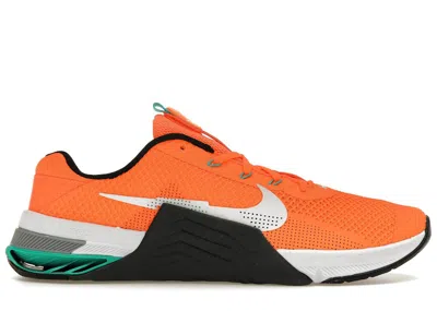 NIKE MEN'S NIKE METCON 7 SNEAKERS IN TOTAL ORANGE/WHITE/BLACK