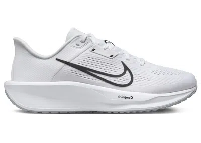 NIKE MEN'S NIKE QUEST 6 SNEAKERS IN WHITE/PURE PLATINUM/BLACK
