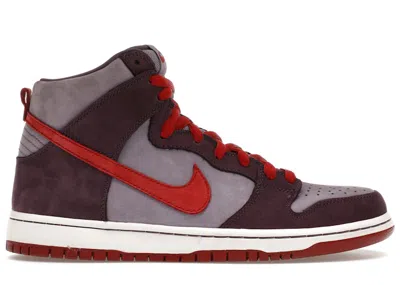 NIKE MEN'S NIKE SB DUNK HIGH SNEAKERS IN DAYBREAK/BARN/PLUM