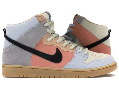 NIKE MEN'S NIKE SB DUNK HIGH SPECTRUM SNEAKERS IN COLOR/BLACK