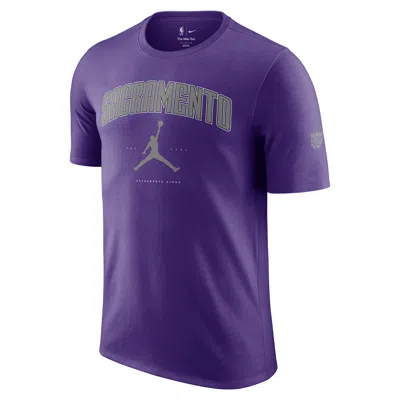 NIKE MEN'S SACRAMENTO KINGS ESSENTIAL JORDAN NBA T-SHIRT