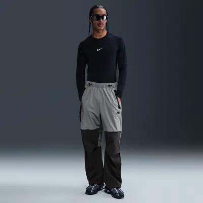 NIKE MEN'S TECH WOVEN OVERSIZED PANTS