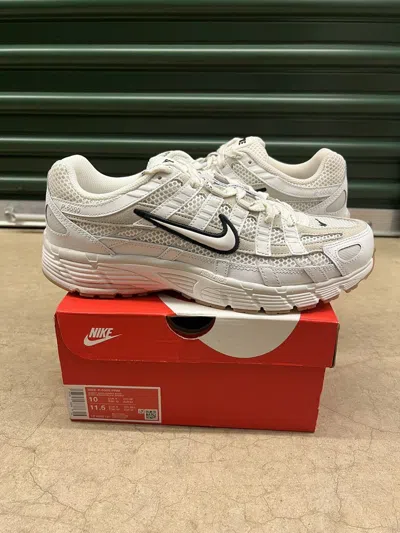 NIKE P-6000 PRM LIGHT BONE SAIL BLACK SIZE 10 SHOES