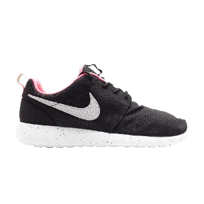 NIKE SIZE? X ROSHERUN 'URBAN SAFARI'